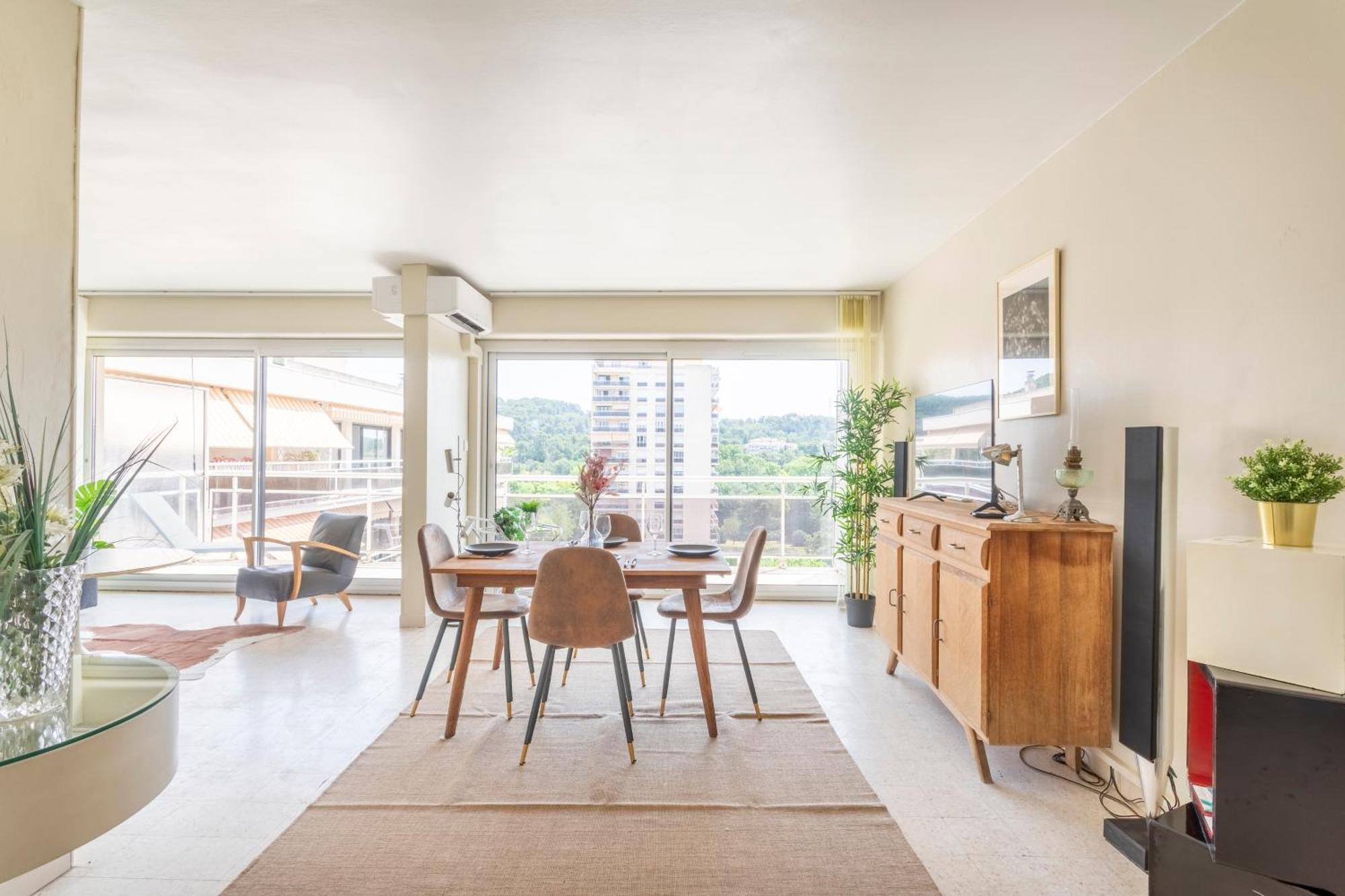 Grand T2 Lumineux Et Climatise Avec Balcon Apartman Aix-en-Provence Kültér fotó