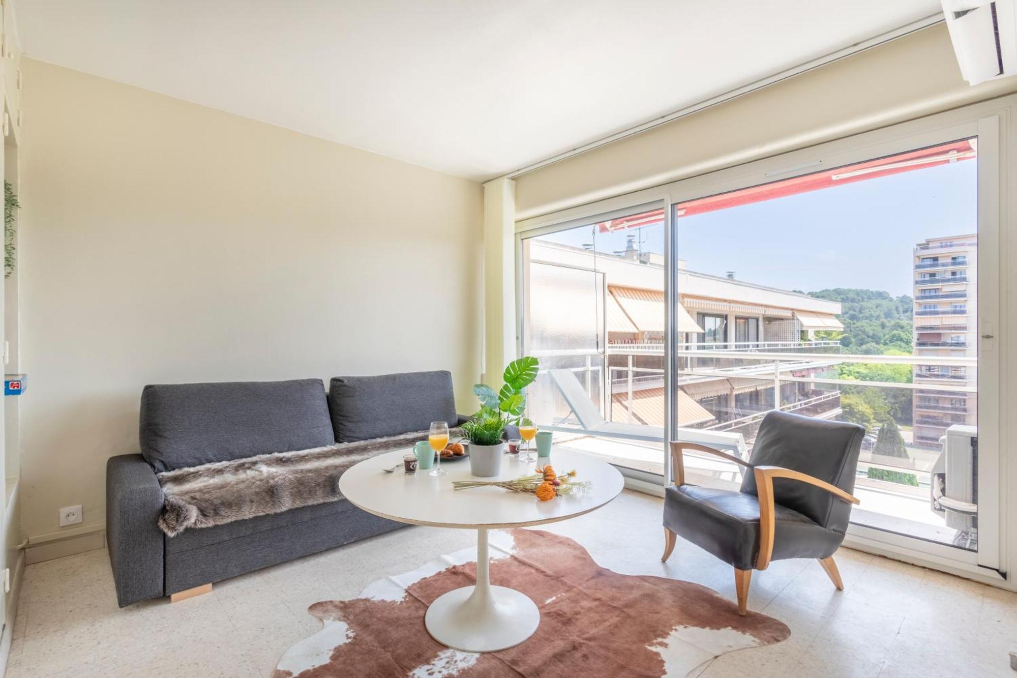 Grand T2 Lumineux Et Climatise Avec Balcon Apartman Aix-en-Provence Kültér fotó